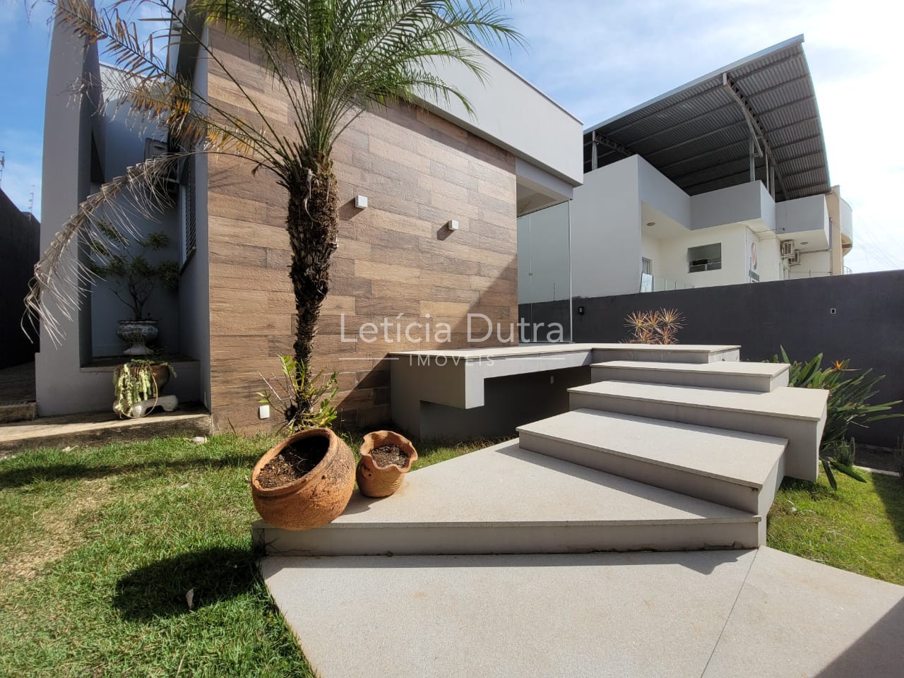 Casa — Casa à venda 