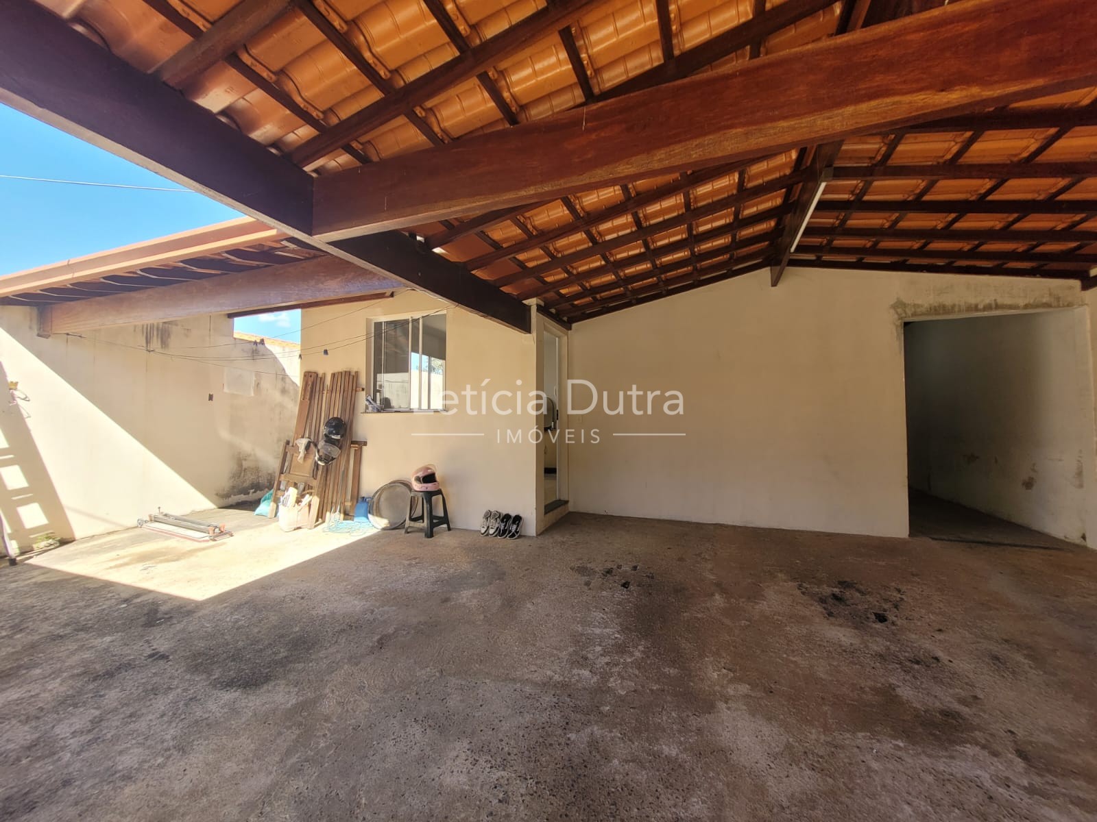 Casa em Parque da Floresta  — foto 4 de 24