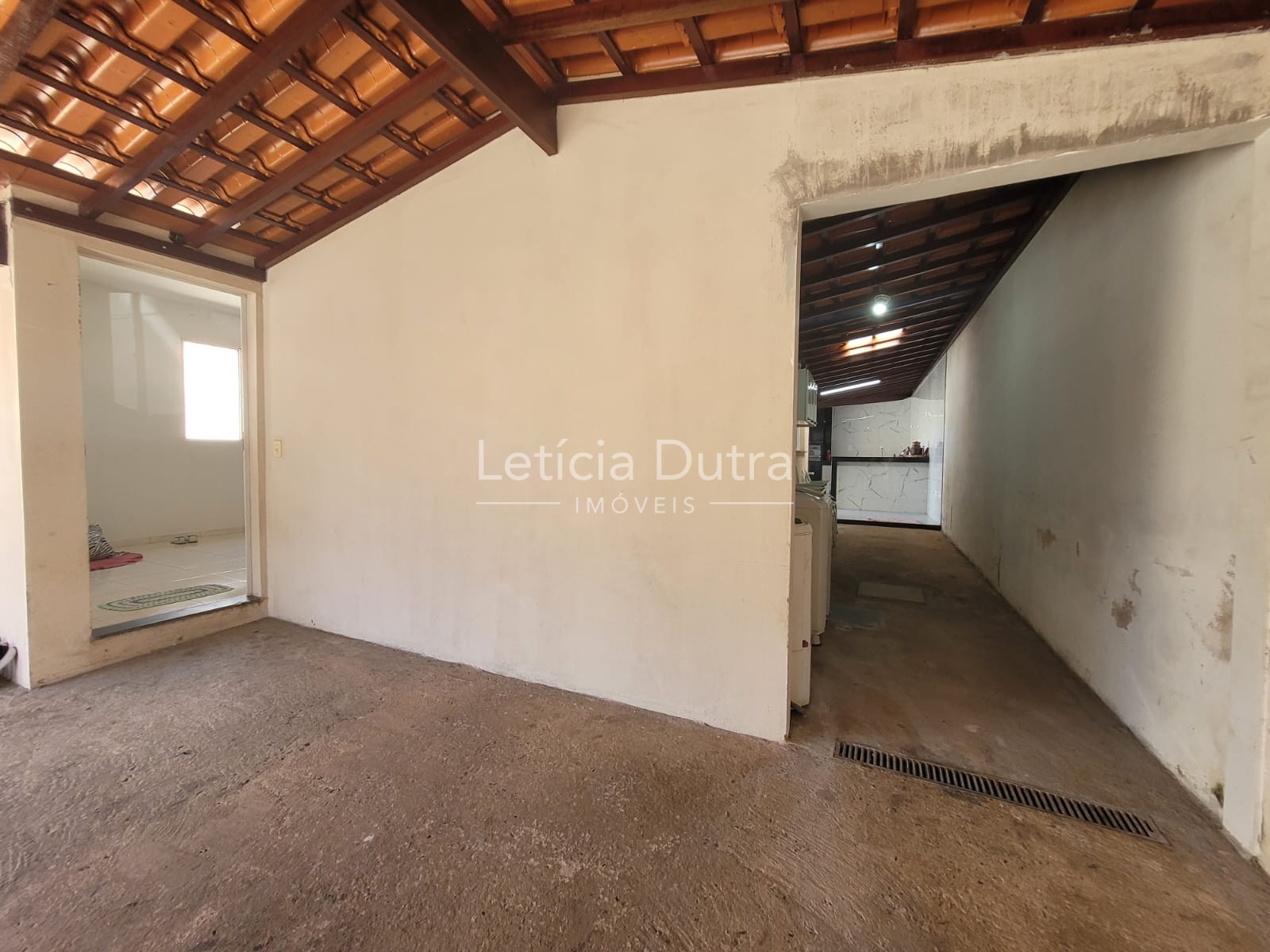 Casa em Parque da Floresta  — foto 6 de 24