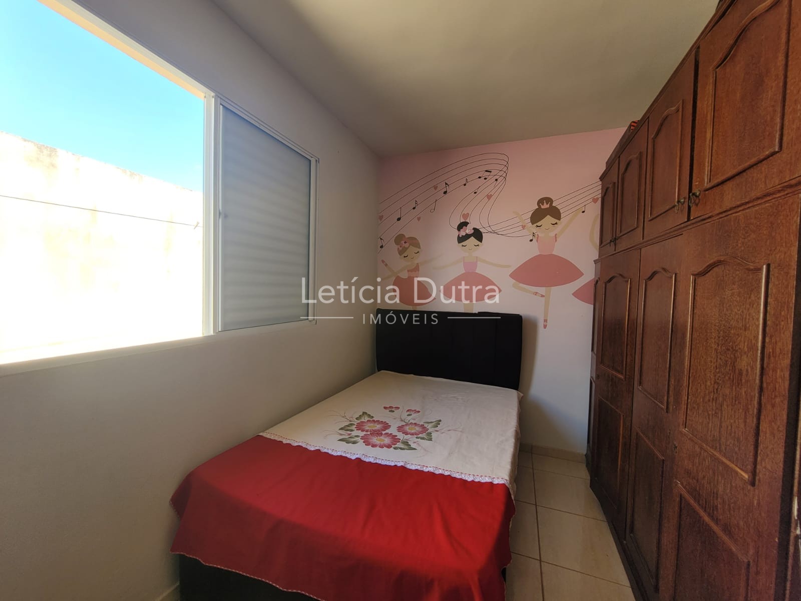 Casa em Parque da Floresta  — foto 24 de 24