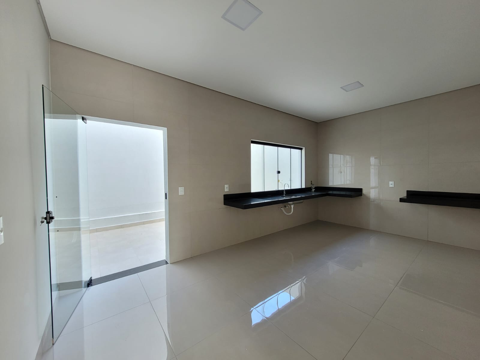 Casa em Cabo Divino — foto 12 de 13